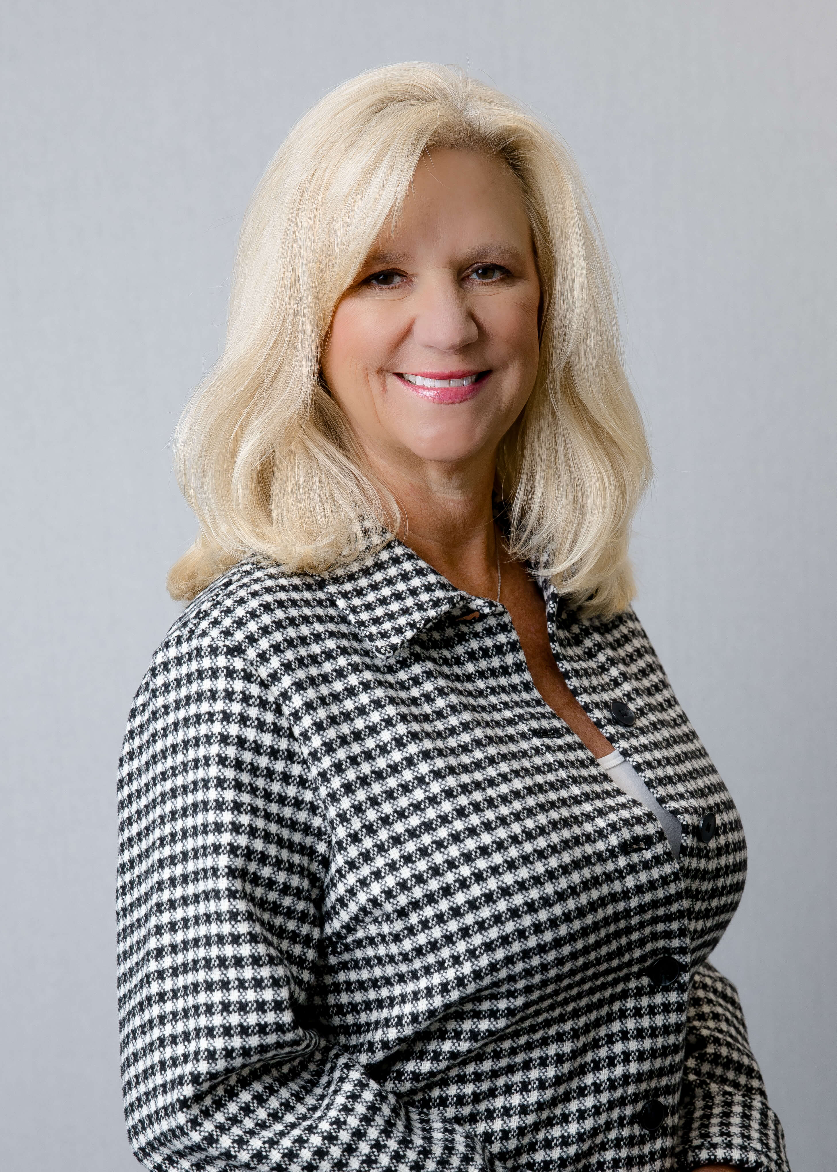 Steffani Jenkins Vert