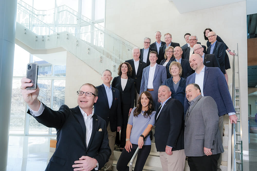 0422 exec committee 3