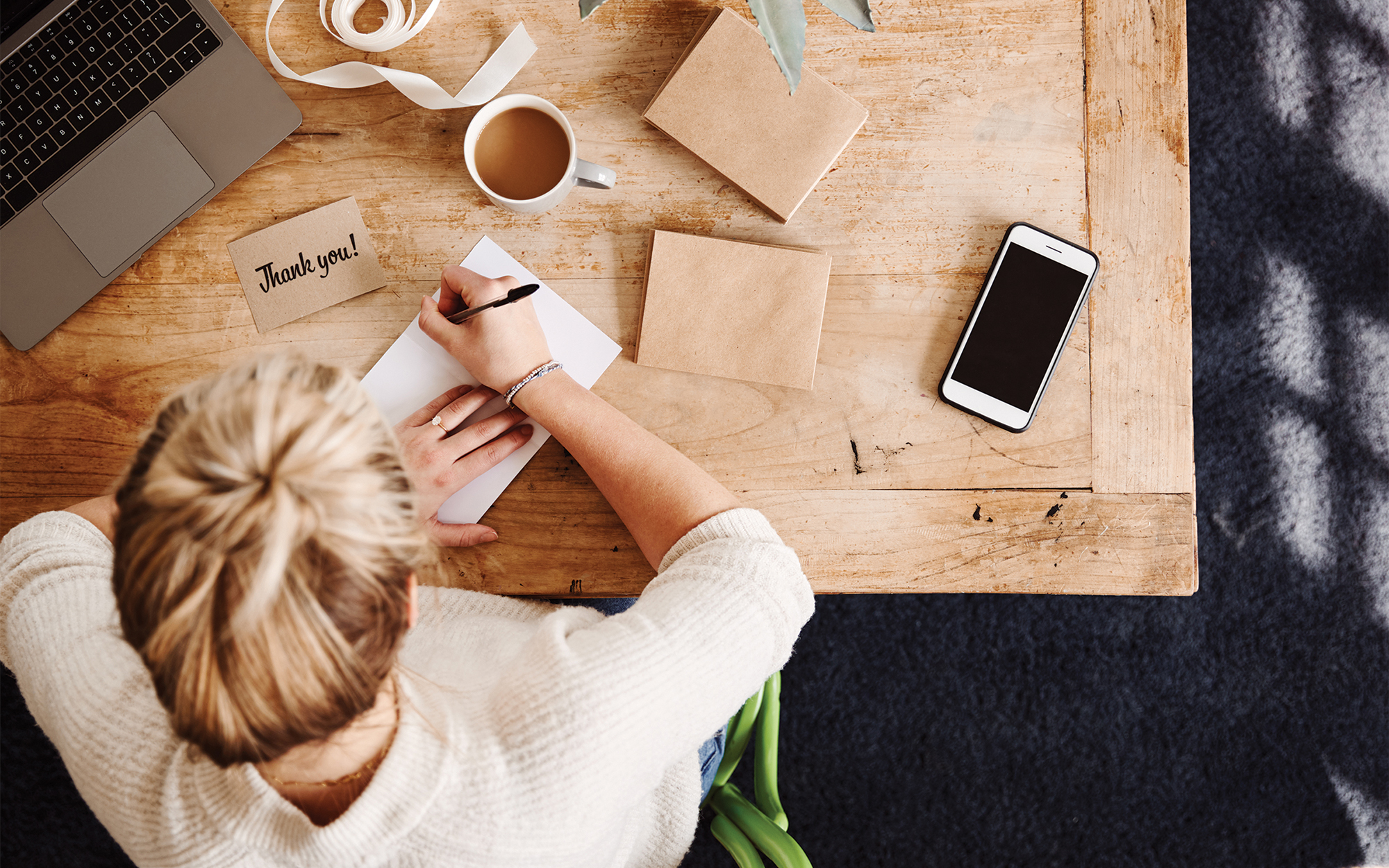 women writing notes